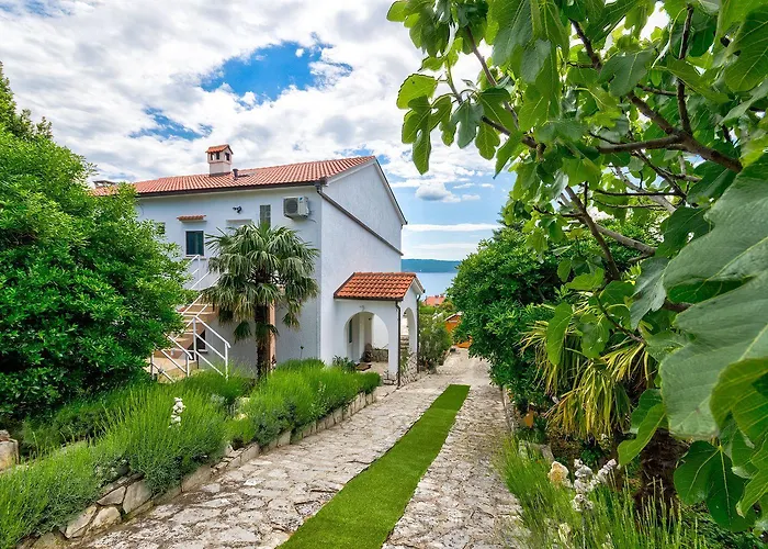 Modernes Nur 350 Meter Zum Sandstrand Mit Meerblick, Eigenem Liegestuhl, Grill * Crikvenica