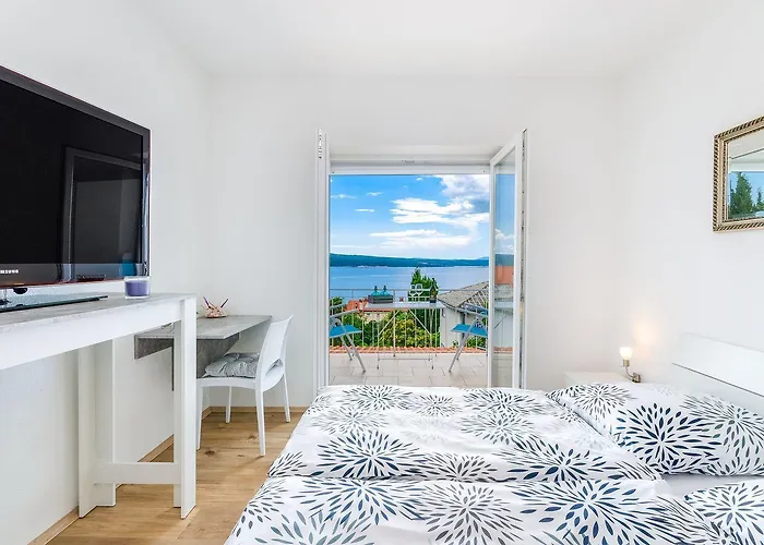 Modernes Nur 350 Meter Zum Sandstrand Mit Meerblick, Eigenem Liegestuhl, Grill Lägenhet