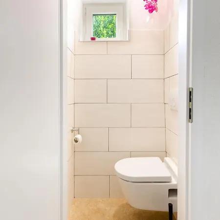 Modernes Nur 350 Meter Zum Sandstrand Mit Meerblick, Eigenem Liegestuhl, Grill *