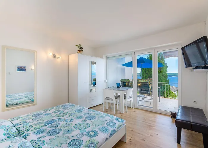 Modernes Nur 350 Meter Zum Sandstrand Mit Meerblick, Eigenem Liegestuhl, Grill * Crikvenica
